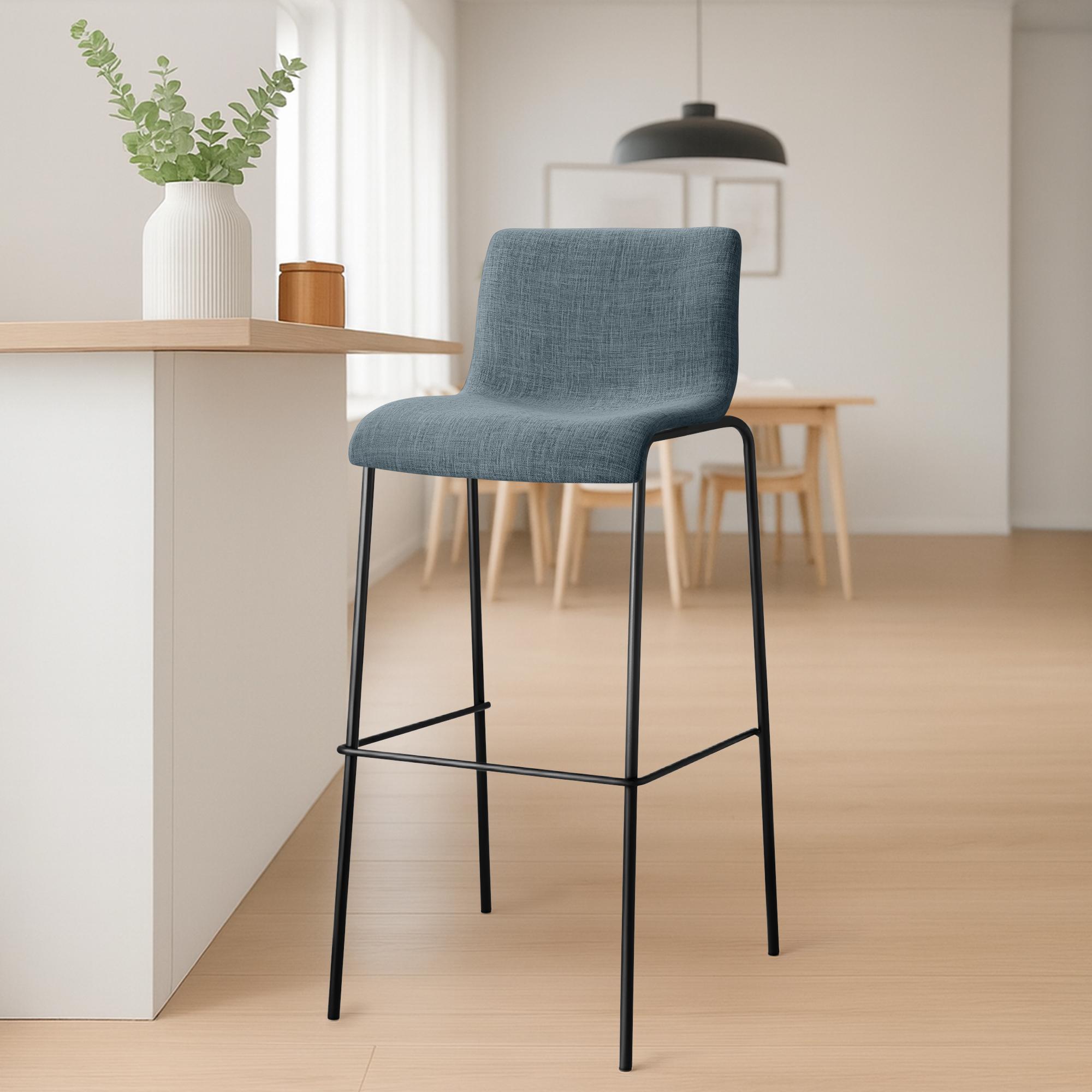Barstol Hover i stoff med metallunderstell med fire ben
