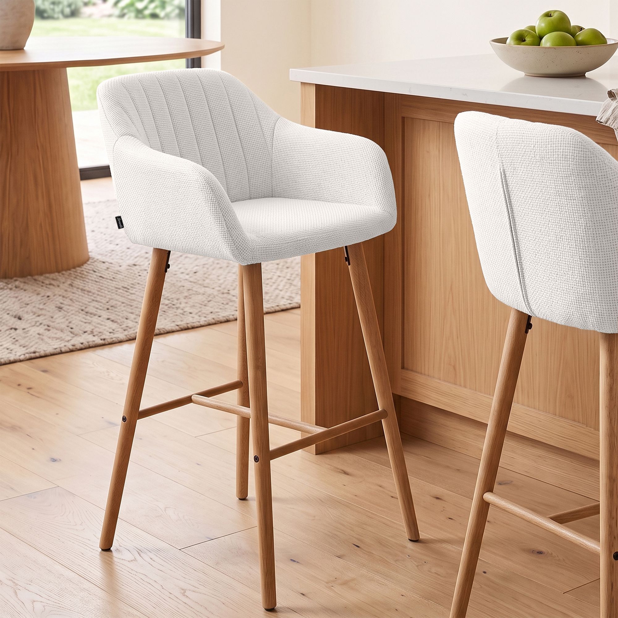 Barstol Ando i stoff &ndash; komfortabel, stilren og perfekt for moderne hjem